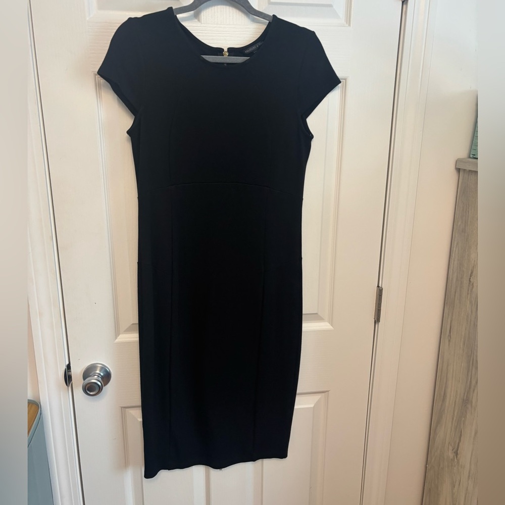 Felicity & Coco Classic Black Midi Dress. Large